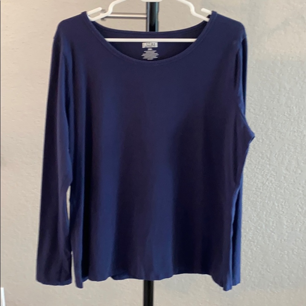 Duluth Trading Company blue long sleeved tee